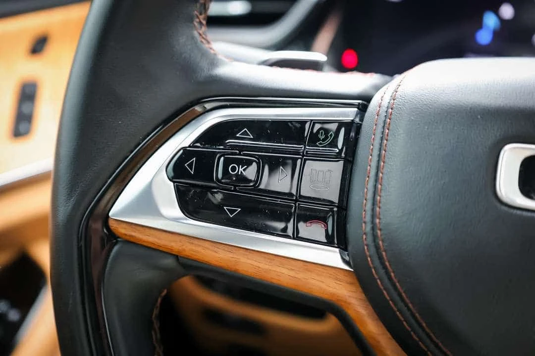 Jeep Grand cherokee * 5.7 HEMI V8 * ��������� ���� �� �������� *  | Mobile.bg � ����������� 12