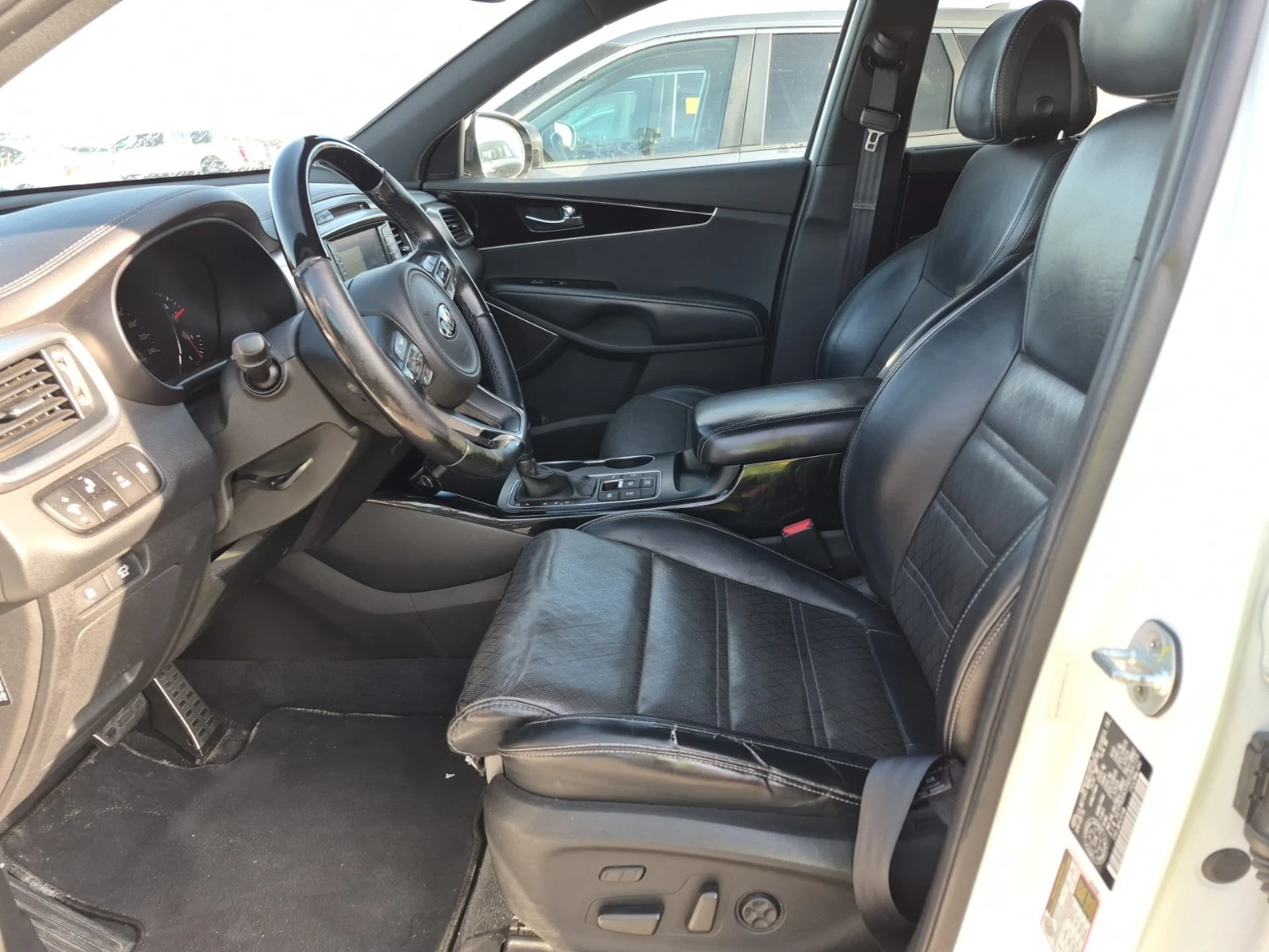 Kia Sorento * SX * АВТОКРЕДИТ БЕЗ ПЪРВОНАЧАЛНА ВНОСКА* , снимка 5 - Автомобили и джипове - 55941429