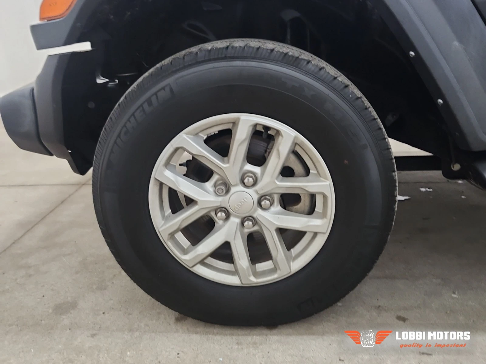 Jeep Wrangler, снимка 4 - Автомобили и джипове - 55955719