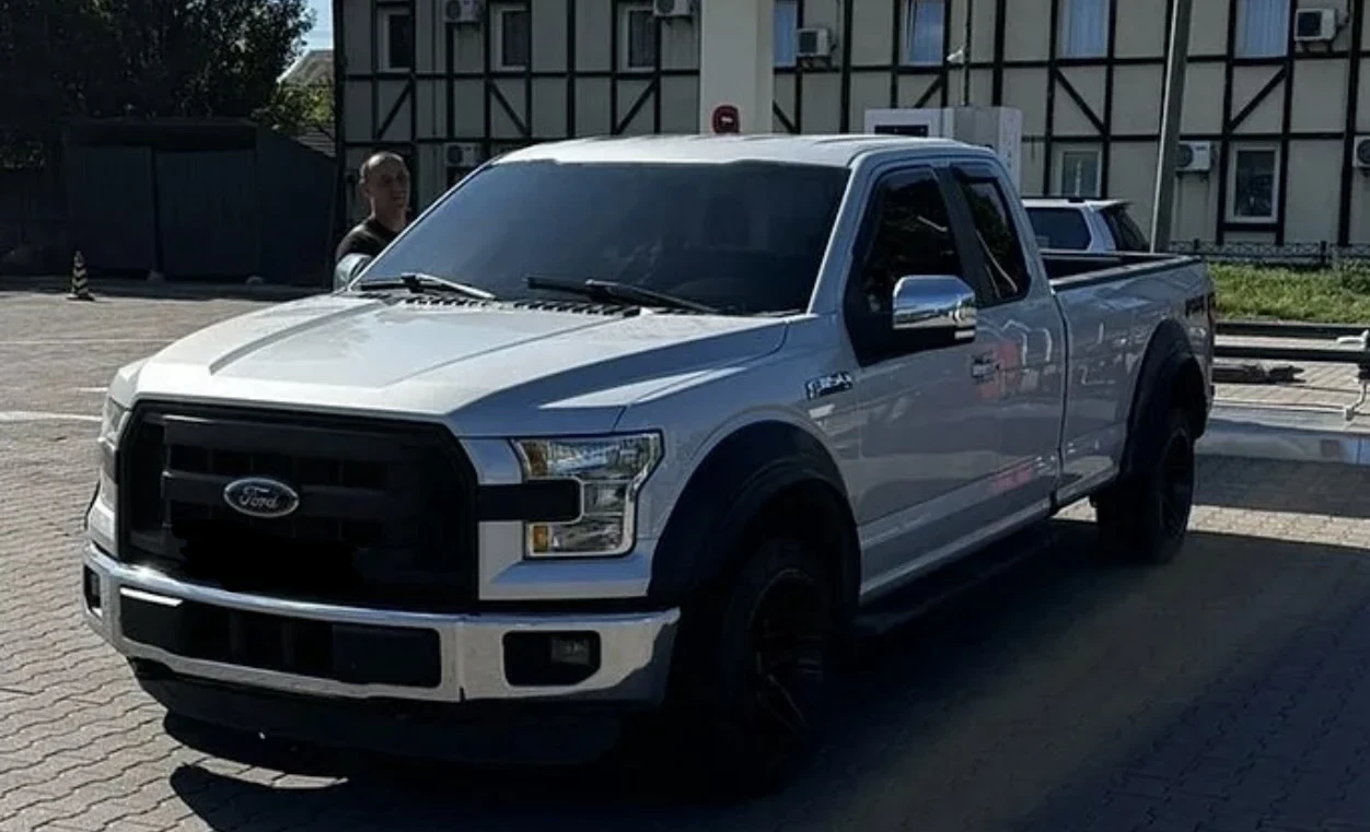 Ford F150 650 к.с. 5.0 V8 с компресор Roush 