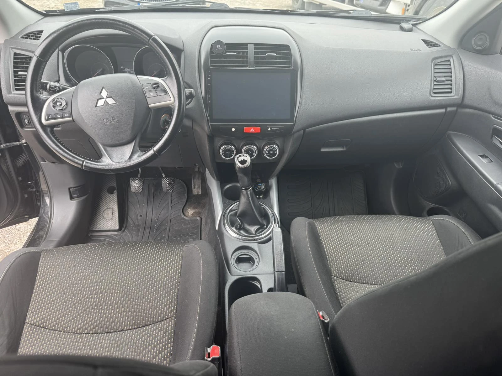 Mitsubishi ASX, снимка 9 - Автомобили и джипове - 56513615