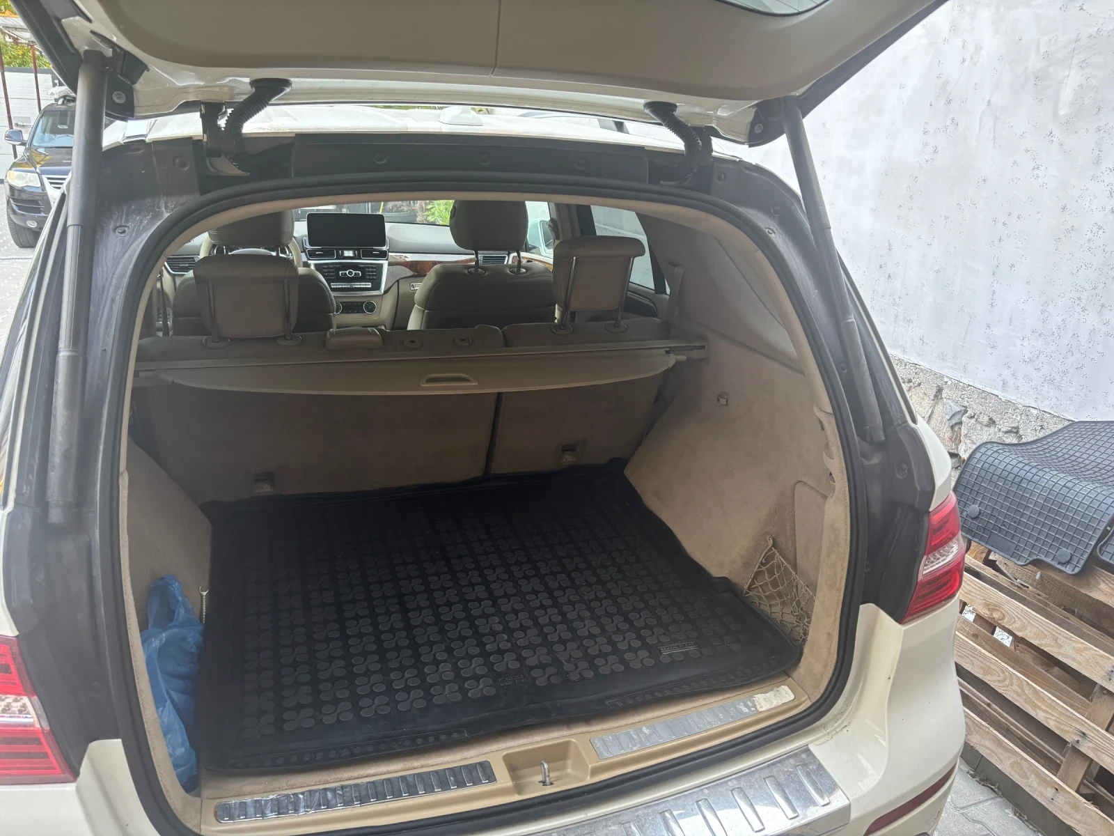 Mercedes-Benz ML 350, снимка 8 - Автомобили и джипове - 56599609