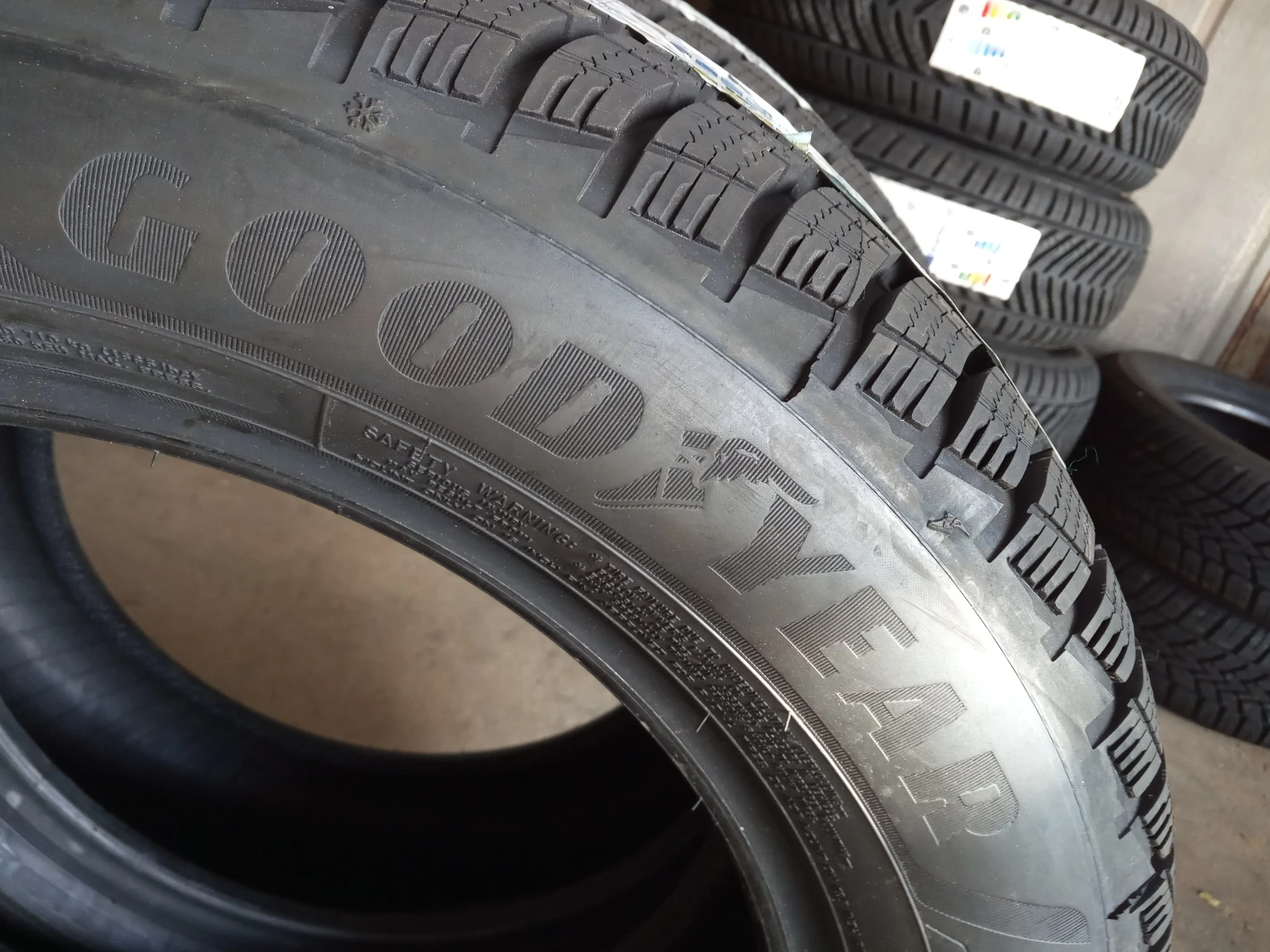  205/60R16 | Mobile.bg   6