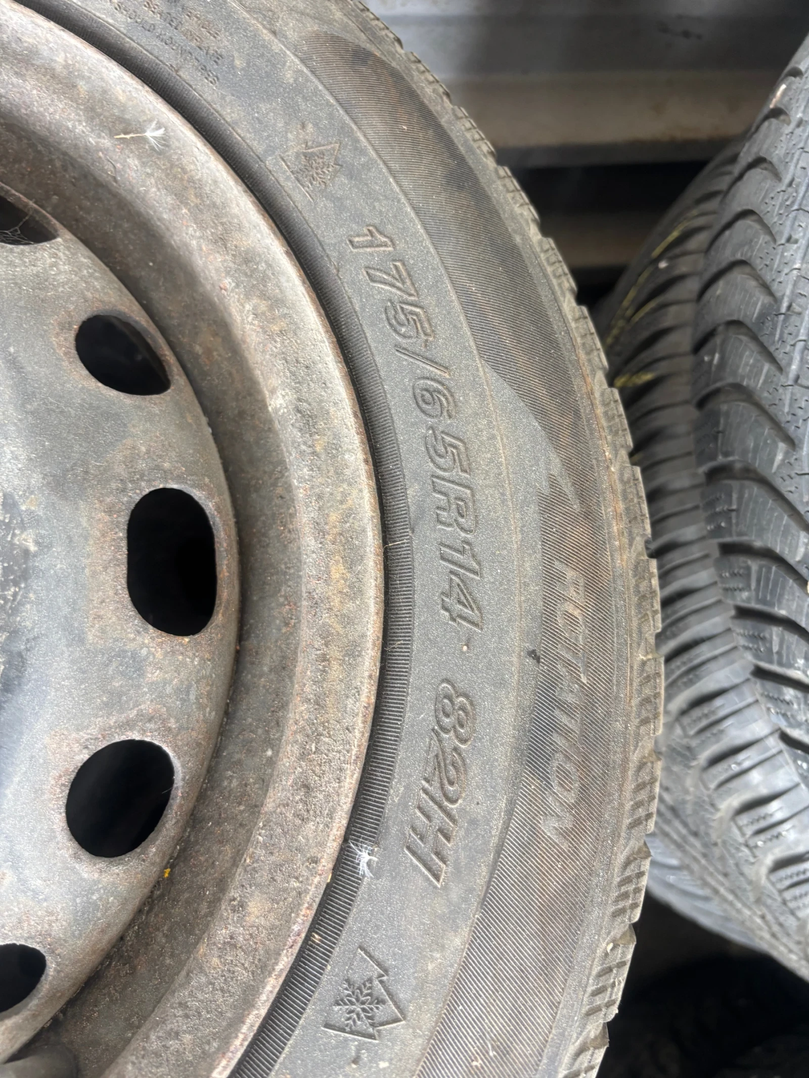 Гуми с джанти Goodride 175/65R14, снимка 4 - Гуми и джанти - 54253842