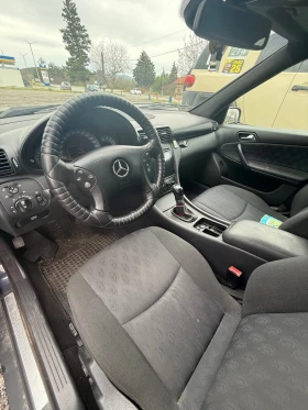 Mercedes-Benz C 180, снимка 8