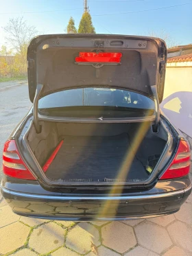 Mercedes-Benz E 320, снимка 9