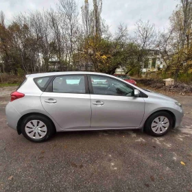 Toyota Auris, снимка 14