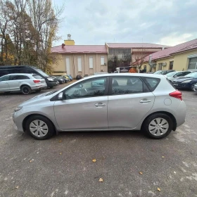 Toyota Auris, снимка 13