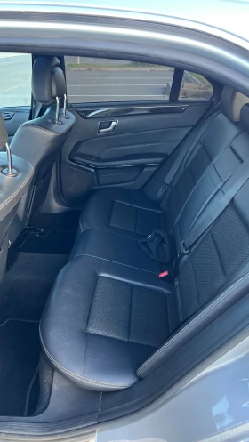 Mercedes-Benz E 220, снимка 10