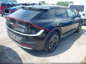 Kia EV6 * LIGHT* LONG* RANGE* AWD*  | Mobile.bg � ����� ������ 4
