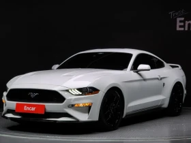 ������ Ford Mustang