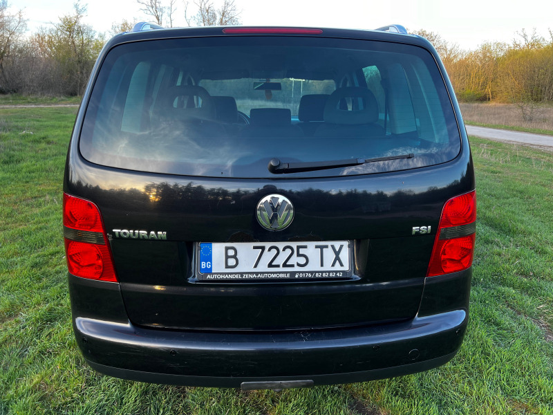 VW Touran 1.6FSI 6ск. ТОП, снимка 5 - Автомобили и джипове - 45056108