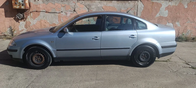 VW Passat 1.9 101, снимка 4 - Автомобили и джипове - 47557454