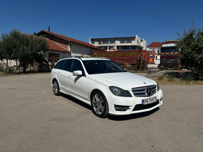 Mercedes-Benz C 220 AMG Package Facelift, снимка 1 - Автомобили и джипове - 48544886