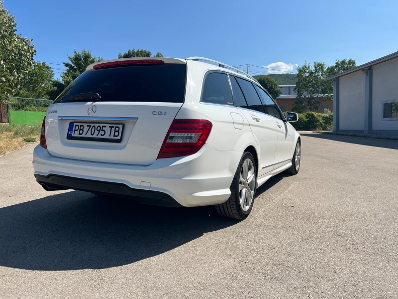 Mercedes-Benz C 220 AMG Package Facelift, снимка 6 - Автомобили и джипове - 48544886