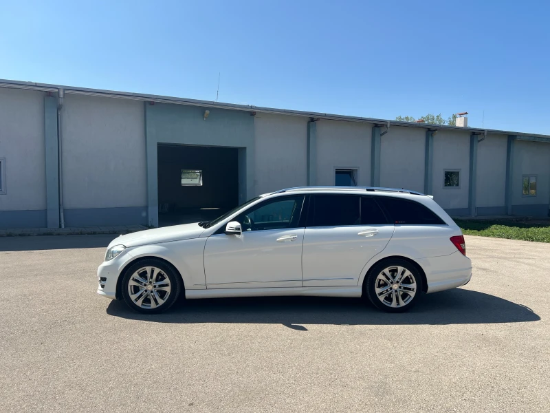 Mercedes-Benz C 220 AMG Package Facelift, снимка 4 - Автомобили и джипове - 48544886