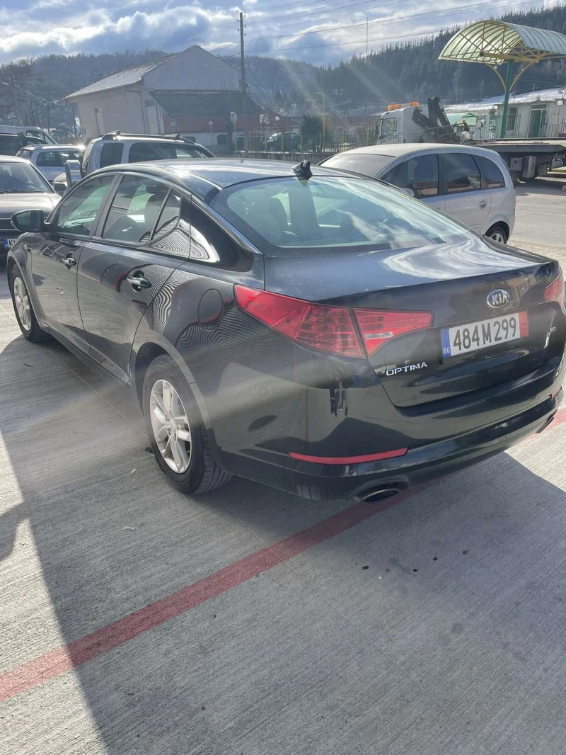 Kia Optima, снимка 6 - Автомобили и джипове - 48951232