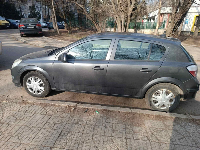 Opel Astra LPG, снимка 2 - Автомобили и джипове - 49419927