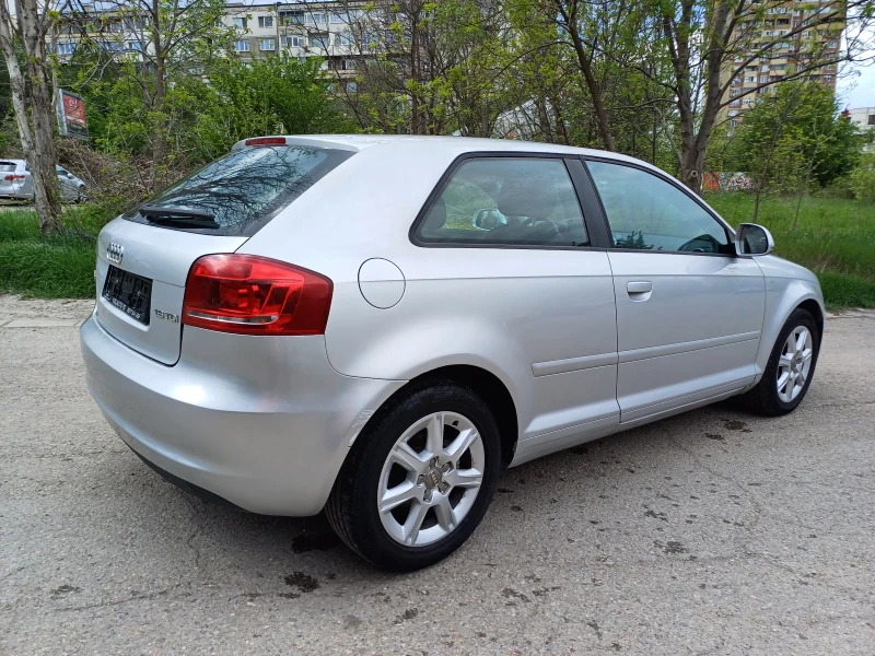 Audi A3 1.6 TDI Ambiente, снимка 5 - Автомобили и джипове - 49815213