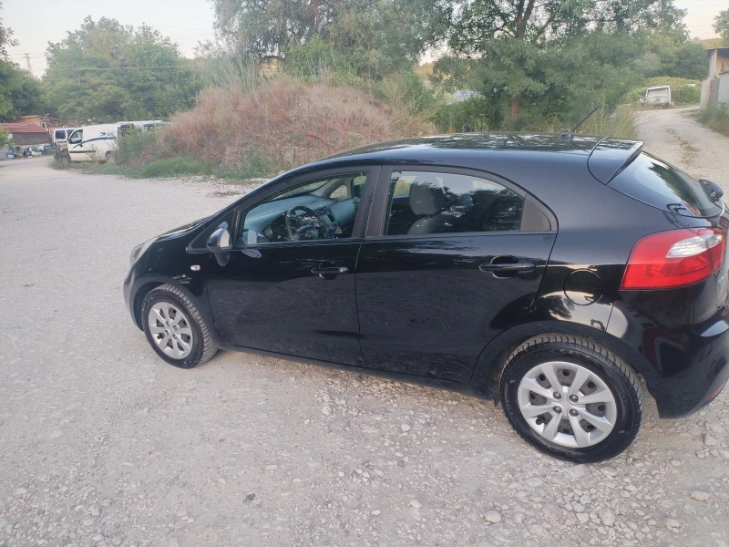 Kia Rio 1.25, снимка 6 - Автомобили и джипове - 52649097