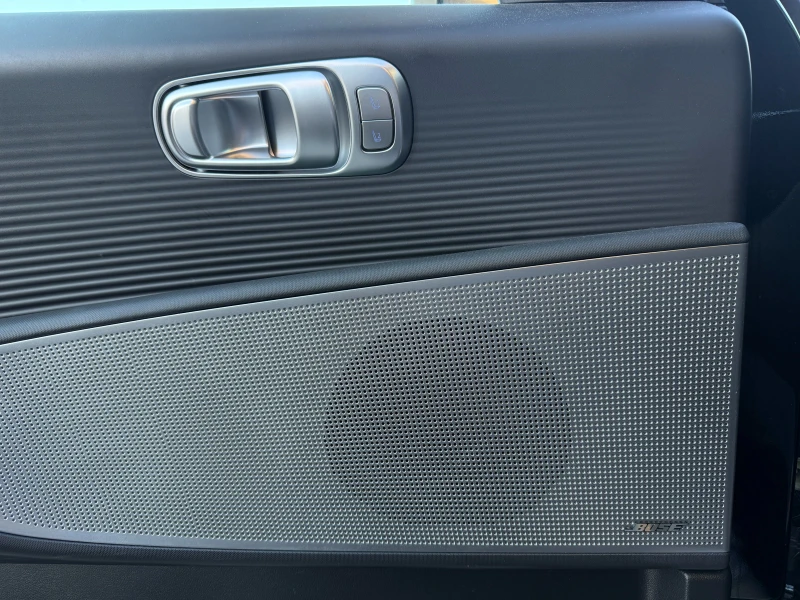 Hyundai Ioniq 6 AWD Uniq, снимка 10 - Автомобили и джипове - 52145351