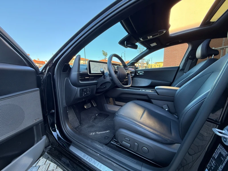 Hyundai Ioniq 6 AWD Uniq, снимка 13 - Автомобили и джипове - 52145351