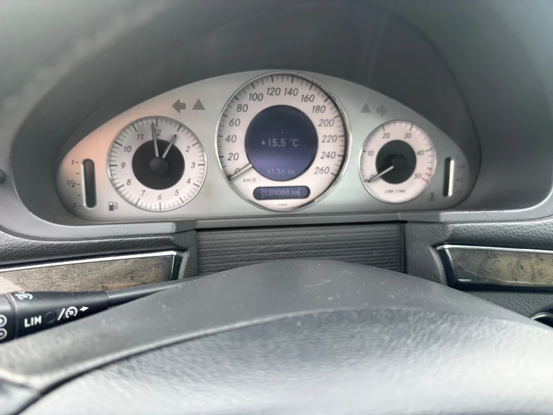 Mercedes-Benz E 320 Е 320 CDI, снимка 10 - Автомобили и джипове - 52471669