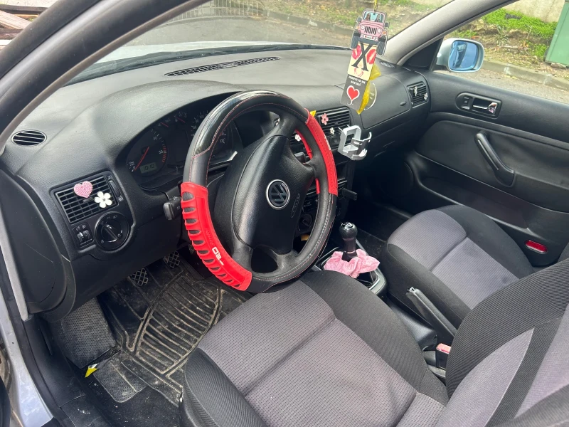 VW Golf, снимка 3 - Автомобили и джипове - 52528425