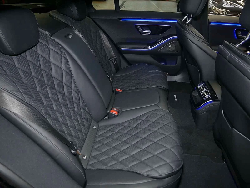 Mercedes-Benz S 400 AMG, 4matic, 360, Pano, Месечна вноска от 2200 лв., снимка 10 - Автомобили и джипове - 52750650