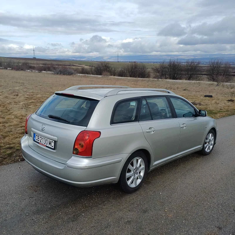 Toyota Avensis T25, снимка 4 - Автомобили и джипове - 53402633
