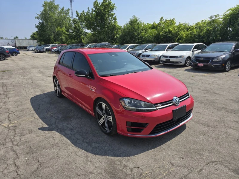 VW Golf R 4-Door with DCC * АвтоКредит* (Цена до БГ) , снимка 6 - Автомобили и джипове - 53406822