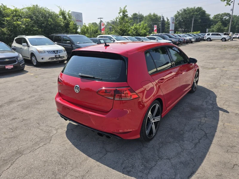 VW Golf R 4-Door with DCC * АвтоКредит* (Цена до БГ) , снимка 4 - Автомобили и джипове - 53406822