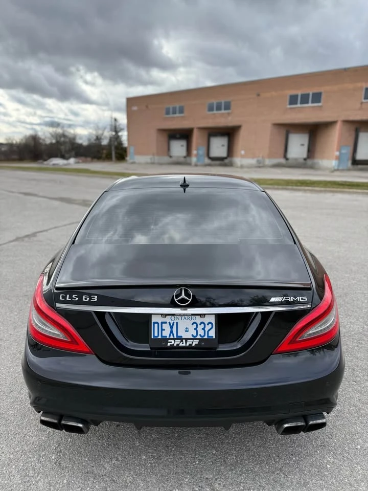 Mercedes-Benz CLS 63 AMG * CARFAX * БЕЗ ПЪРВОНАЧАЛНА ВНОСКА - изображение 10
