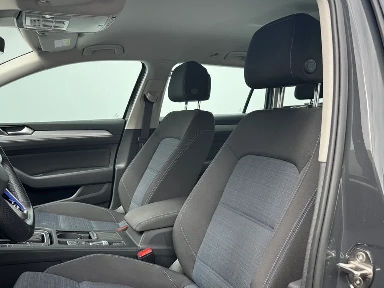 VW Passat, снимка 7 - Автомобили и джипове - 53711908