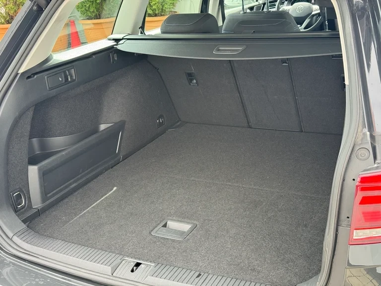 VW Passat, снимка 14 - Автомобили и джипове - 53711908