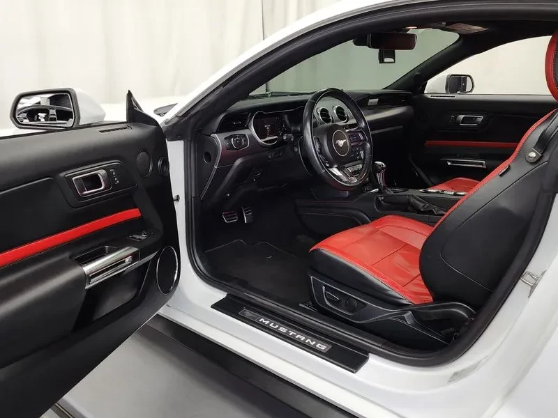 Ford Mustang 2.3 - САМО 30% АВАНС, снимка 10 - Автомобили и джипове - 56293293