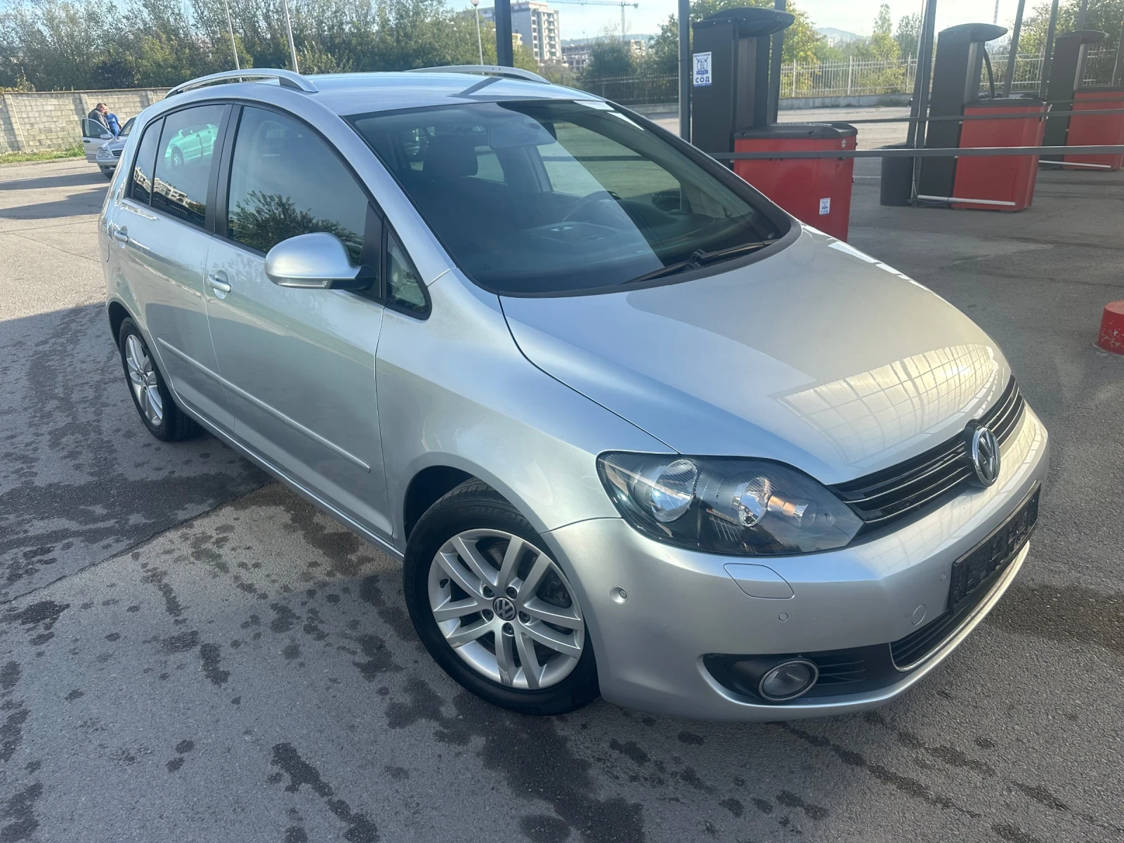 VW Golf Plus 1.6 TDI - [1] 