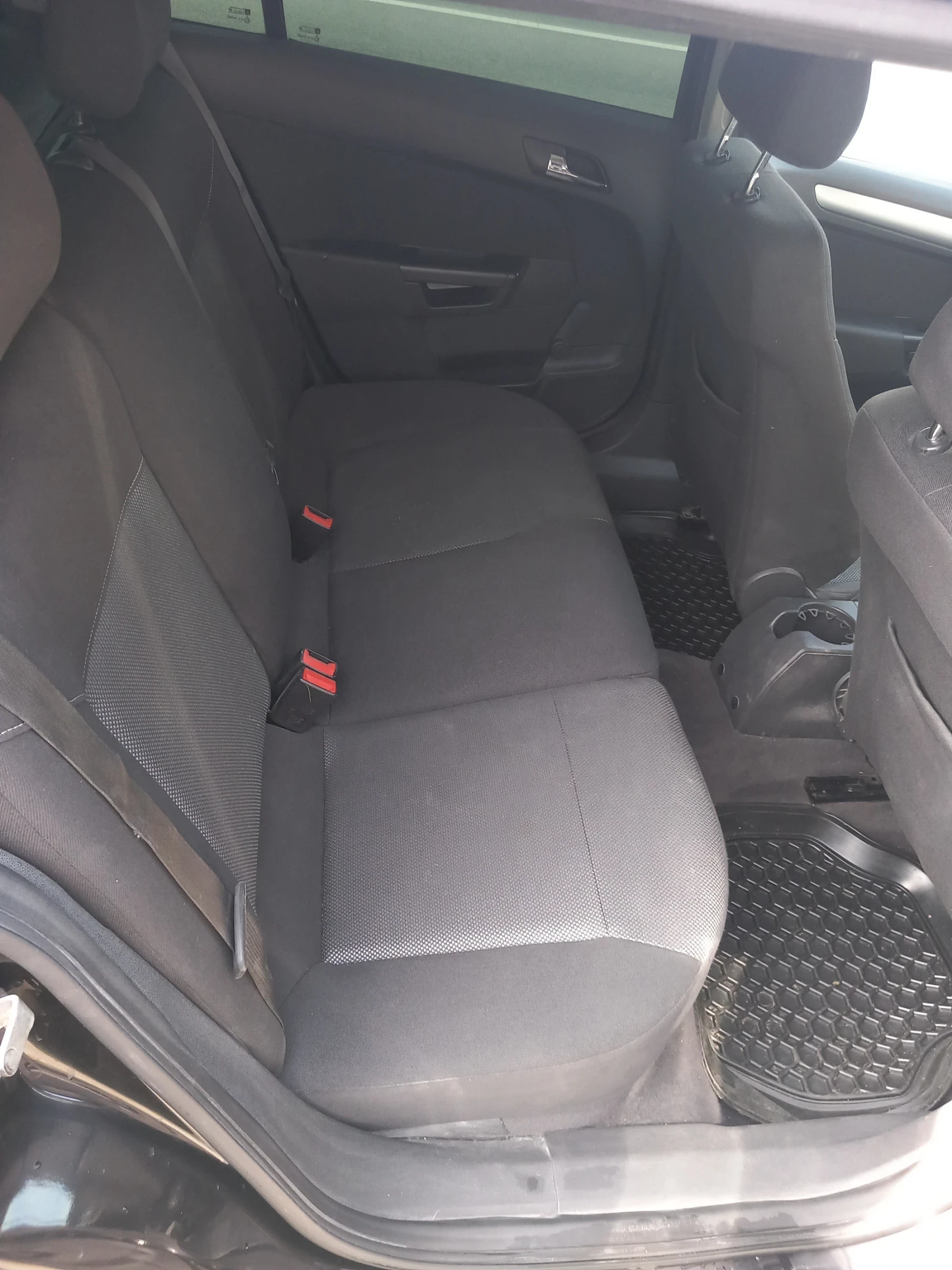 Opel Astra H 1.7 2010г. - изображение 6