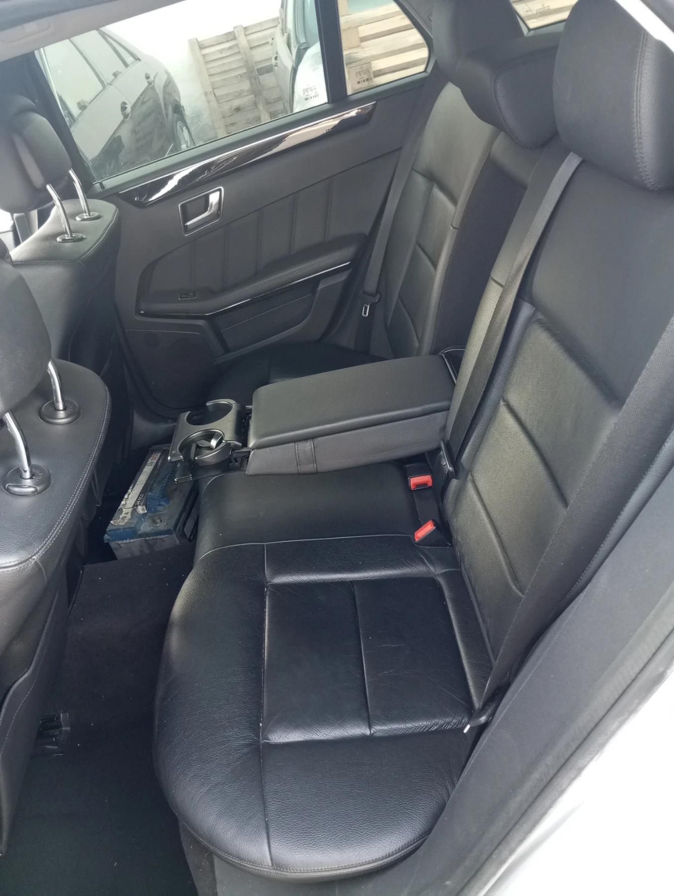 Mercedes-Benz E 220 651 - изображение 8