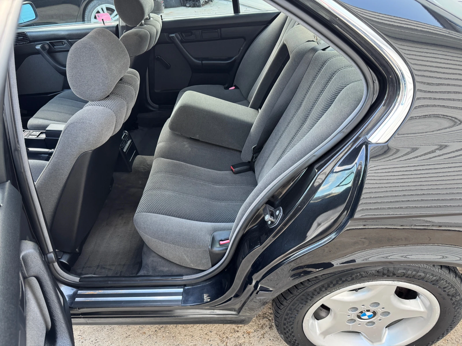 BMW 520 i 24 V AUTOMATIC ТОП СЪСТОЯНИЕ - изображение 10