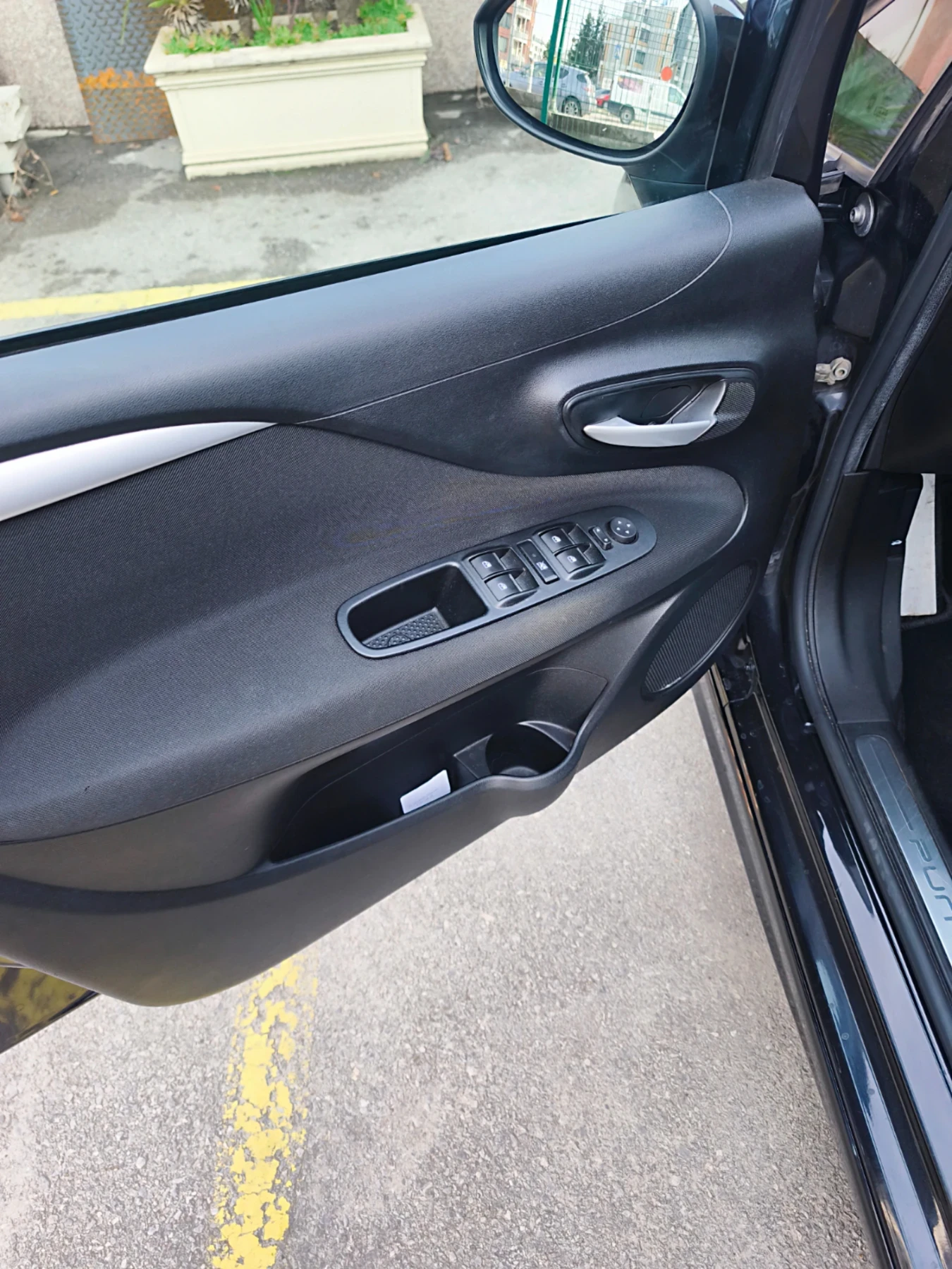 Fiat Punto 1.4 turbo 99kw - изображение 9