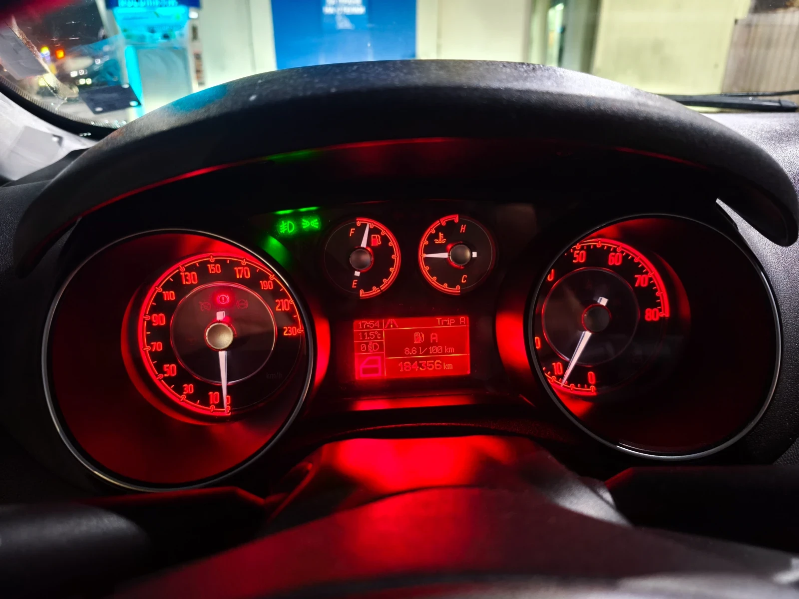 Fiat Punto 1.4 turbo 99kw | Mobile.bg   11