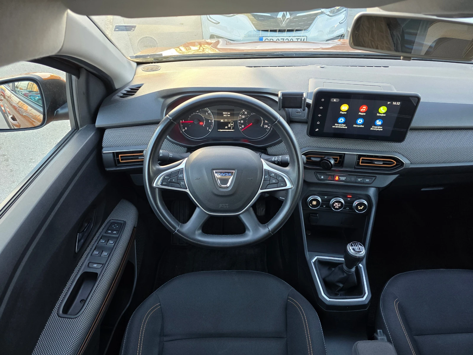 Dacia Sandero Stepway 1.0 Tce/LPG - изображение 10