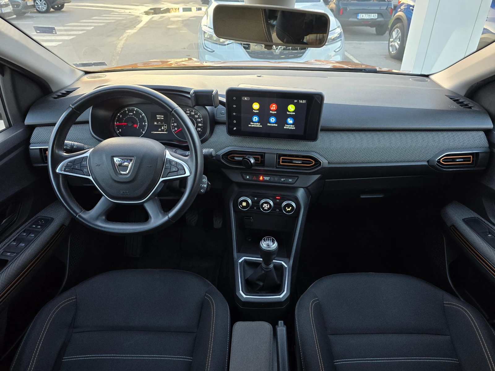 Dacia Sandero Stepway 1.0 Tce/LPG - изображение 8