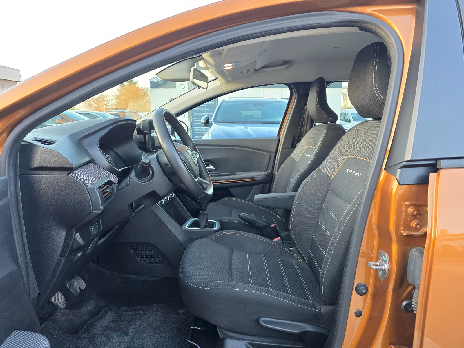 Dacia Sandero Stepway 1.0 Tce/LPG - изображение 6