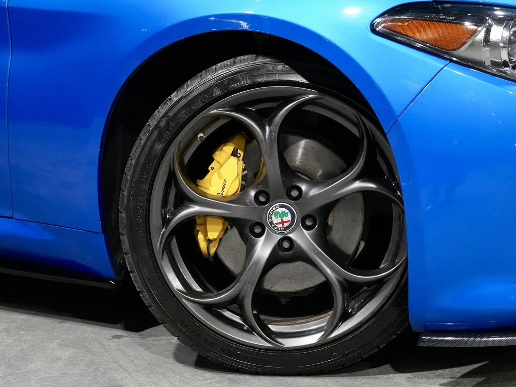 Alfa Romeo Giulia * Ti SPORT  * HeadUp* * AвтоКредит* (ЦЕНА ДО БГ) - изображение 6