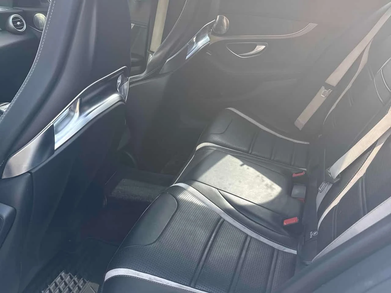 Mercedes-Benz C 63 AMG S/CARFAX/BURMESTER/��������/�������� | Mobile.bg � ����������� 11