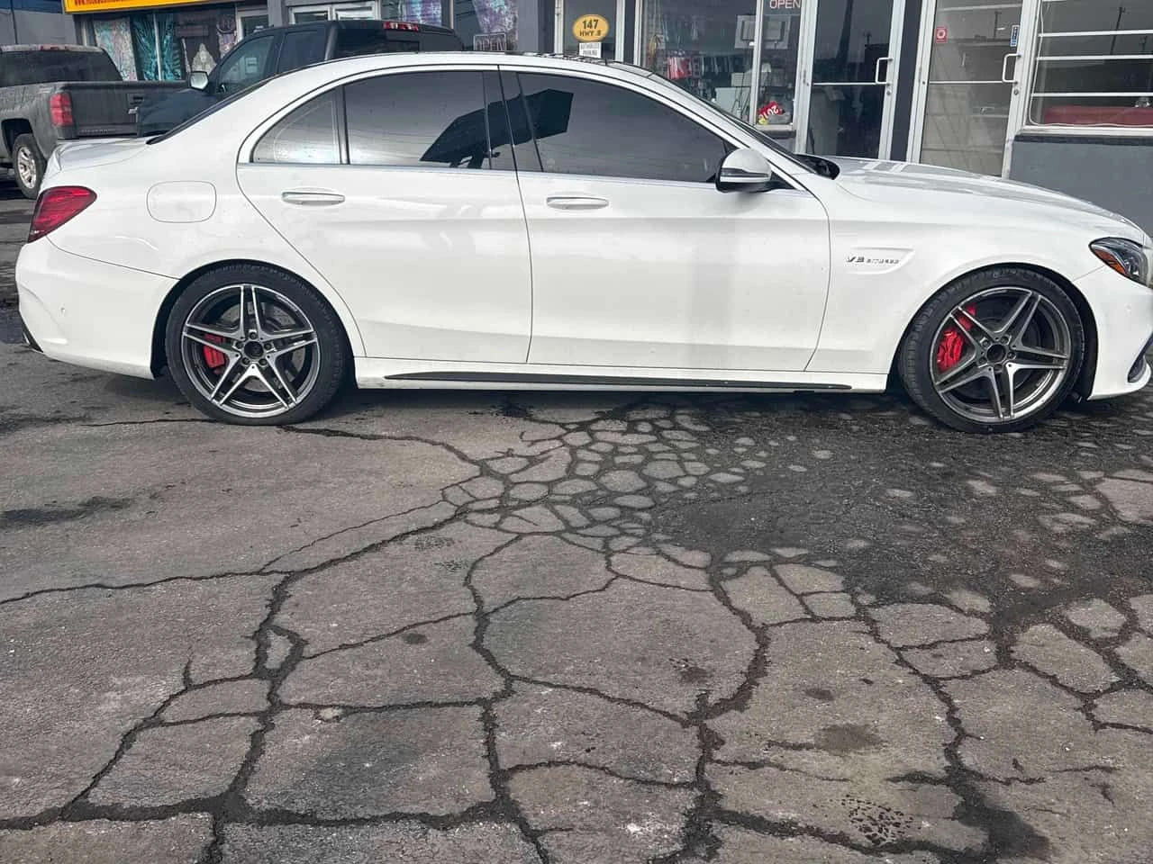 Mercedes-Benz C 63 AMG S/CARFAX/BURMESTER/ПАНОРАМА/ПОДГРЕВИ - изображение 4