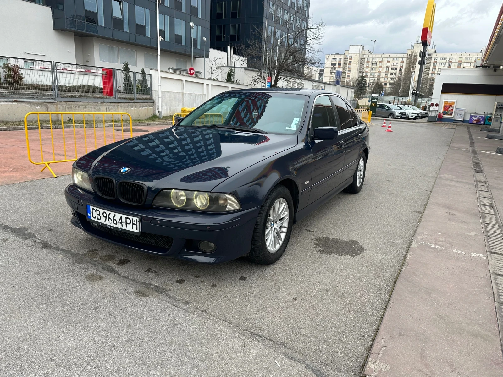 BMW 530