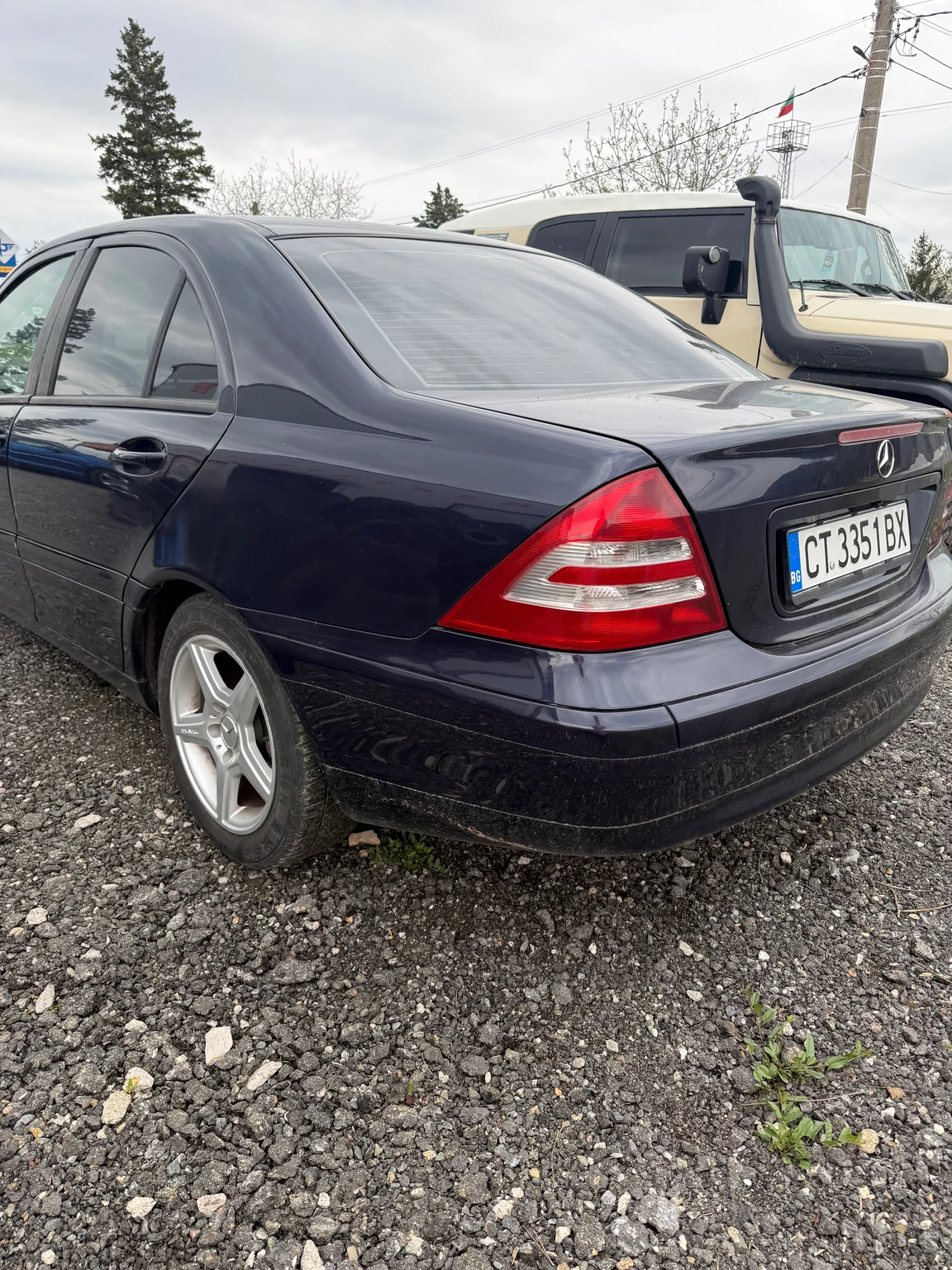 Mercedes-Benz C 180, снимка 5 - Автомобили и джипове - 54269037